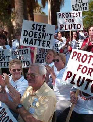 Biểu tình ủng hộ hành tinh Diêm Vương tại Đại học bang New Mexico ngày 1-9 