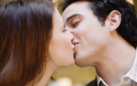 Nụ hôn có lợi cho phái đẹp